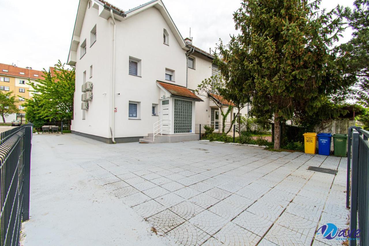 Apartment Two Bedroom Modern Near The Airport Velika Gorica