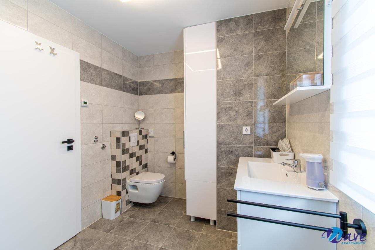 Two Bedroom Modern Near The Airport